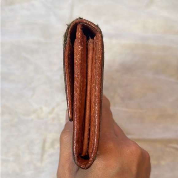 Gucci Monogram Wallet in Brown and Tan - Picture 7 of 7